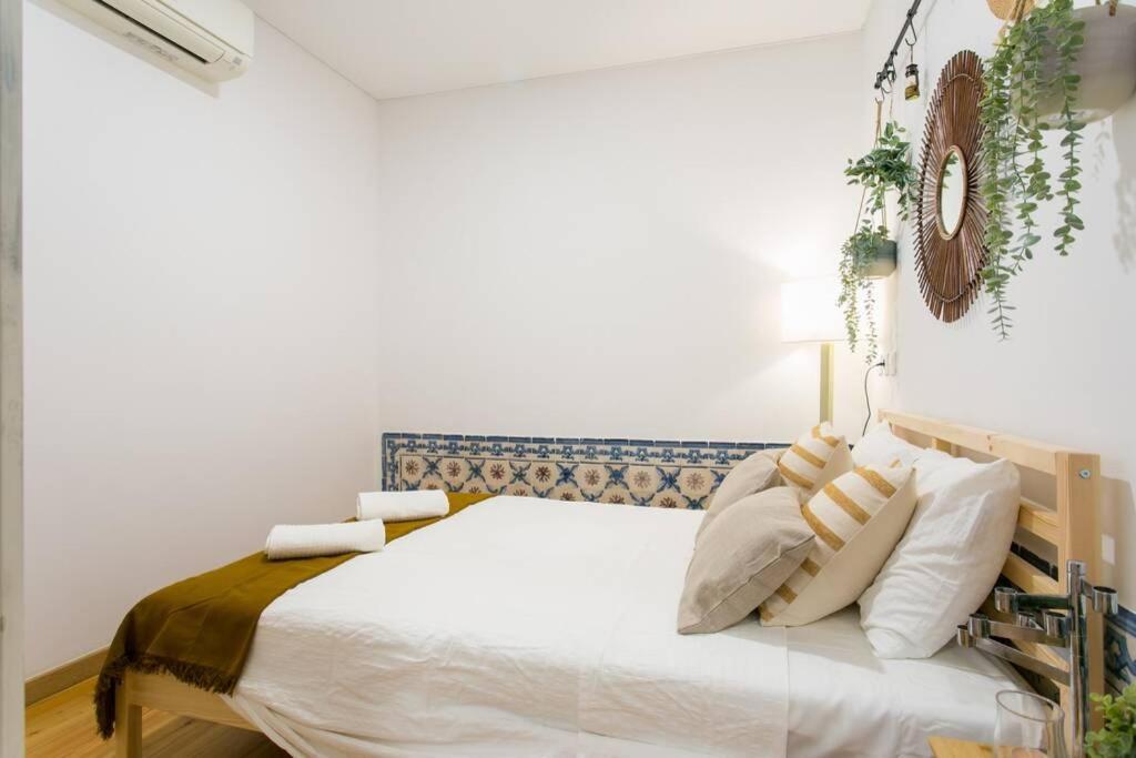 Jp39 - Baixa 18Th Century Tiles Apartment With 2 Bdr! Lisbona Esterno foto